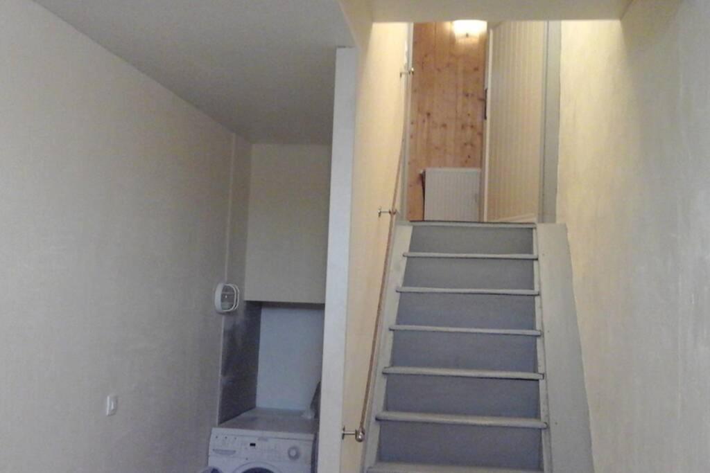 Appartement spacieux en cœur de ville Parthenay Extérieur photo