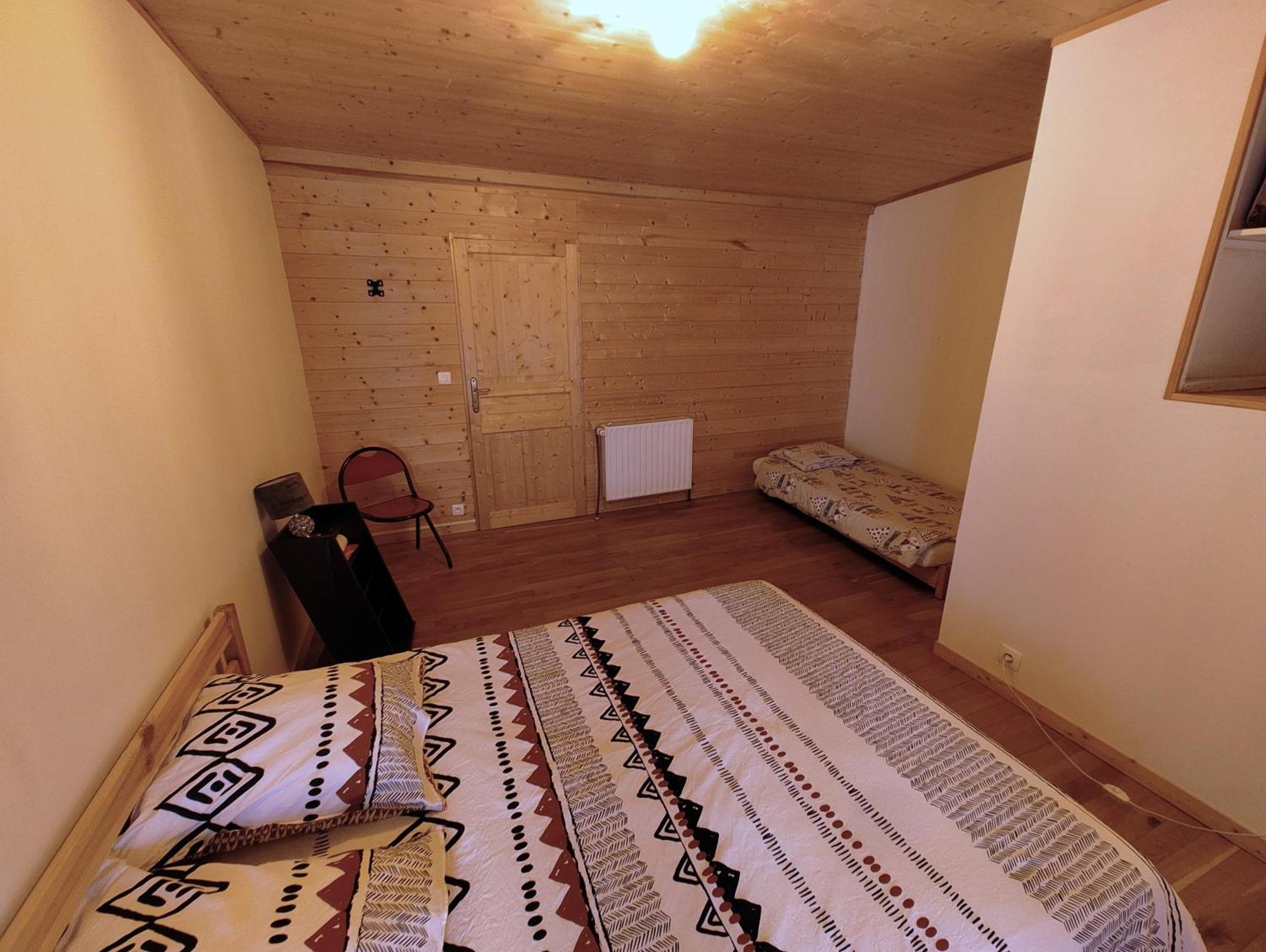 Appartement spacieux en cœur de ville Parthenay Extérieur photo
